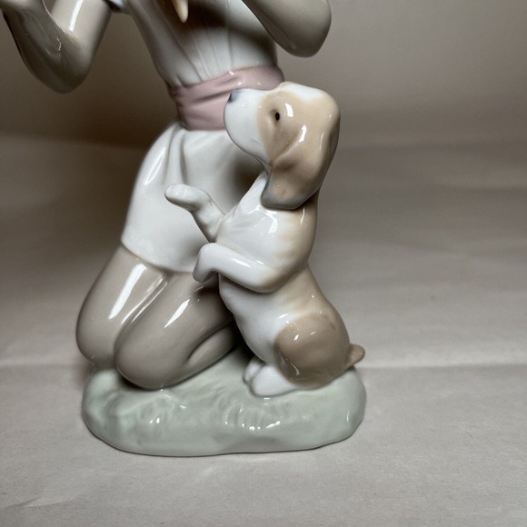 Rare Lladro Black Legacy Collection: #5836 "Sharing Sweets" Figurine, Girl, Dog - Picture 3 of 14
